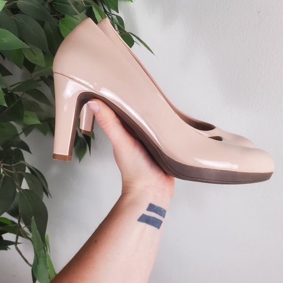 Clarks Ultimate Comfort Nude Pumps Heels Womens Size 9.5M - Picture 6 of 10